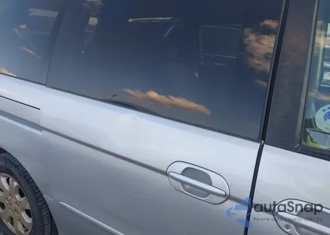 2003 Honda Odyssey Ex z USA, uszkodzony, nr VIN 5FNRL18643B117535